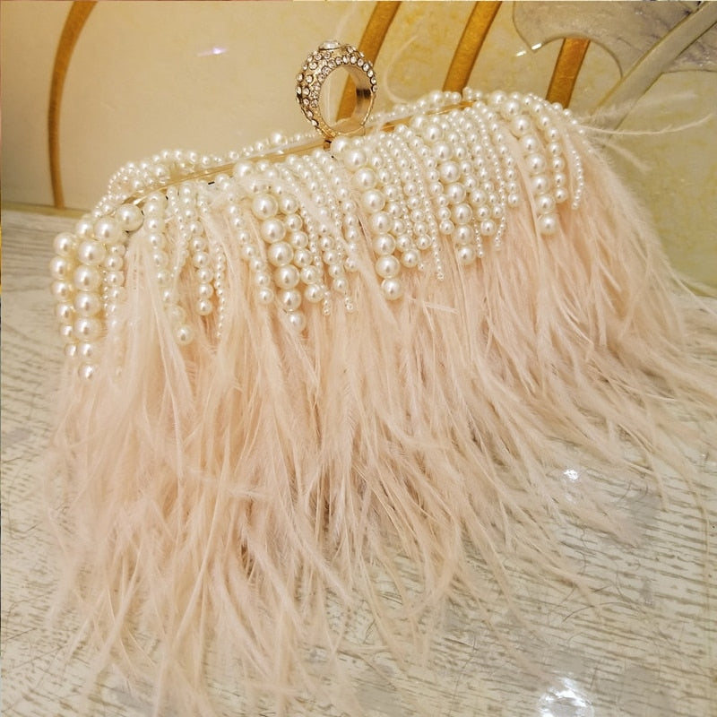 Clutch Plumas