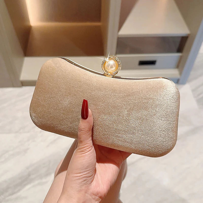 Clutch Fabulous