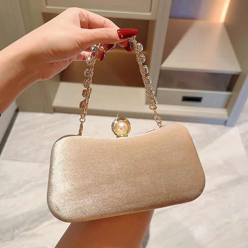 Clutch Fabulous
