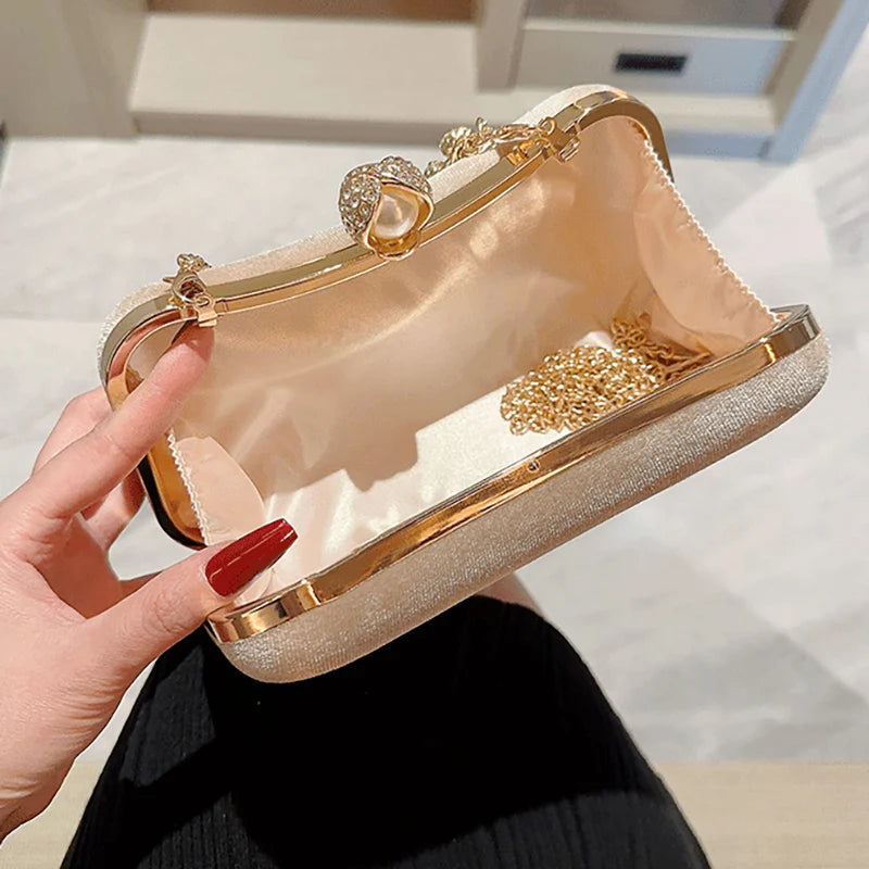 Clutch Fabulous
