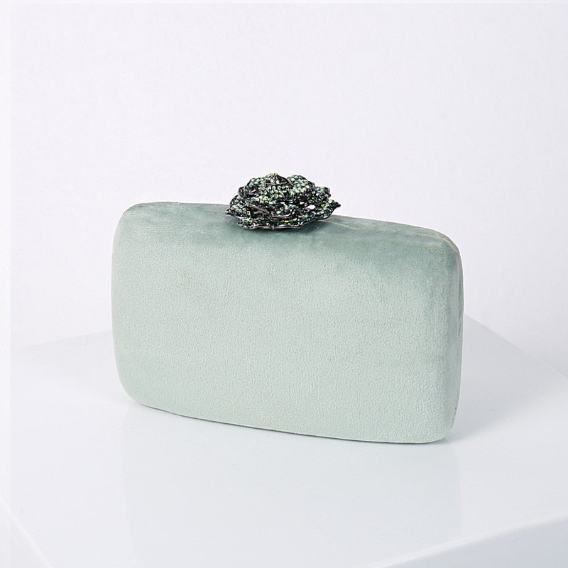 Clutch Capri