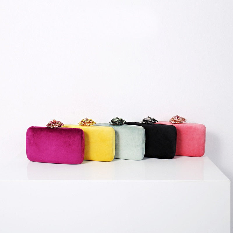 Clutch Capri